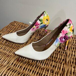 Floral Christian Siriano White Heels, Size 8